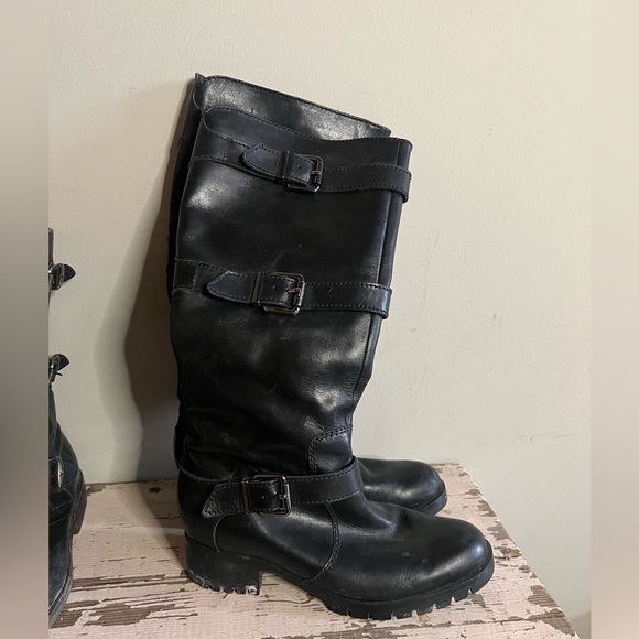 Karl Lagerfeld Black Leather Knee-High Riding Boots with Buckles - Picture 4 of 8